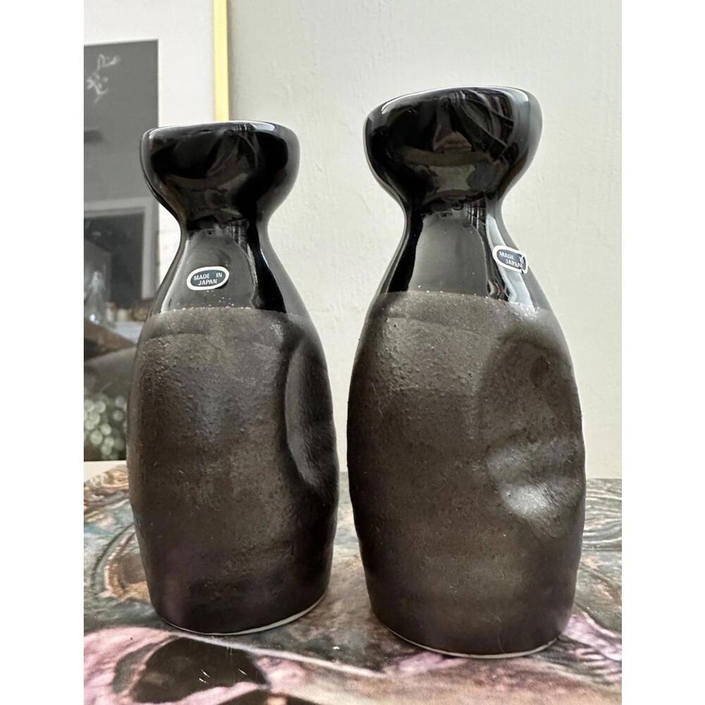 Two Kagetsu Sake Bottles Ceramic Glossy and Metallic 4-5 fl oz Tokkuri - Picture 2 of 4